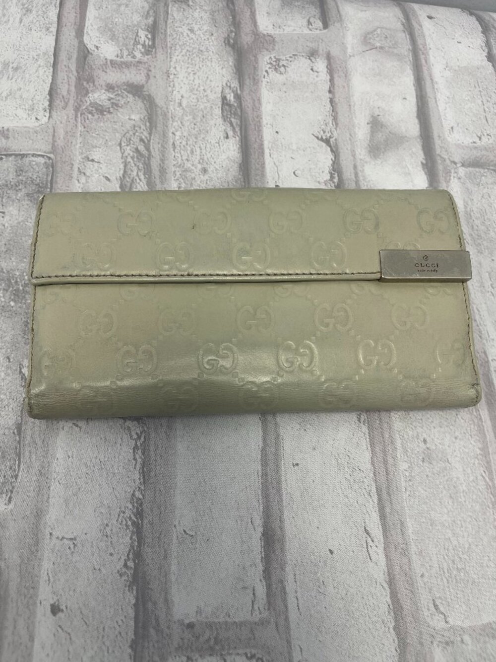 Gucci GG Guccisima Long Wallet in Ivory Leather - Preowned